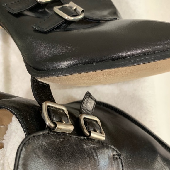 Black leather booties - Picture 2 of 6